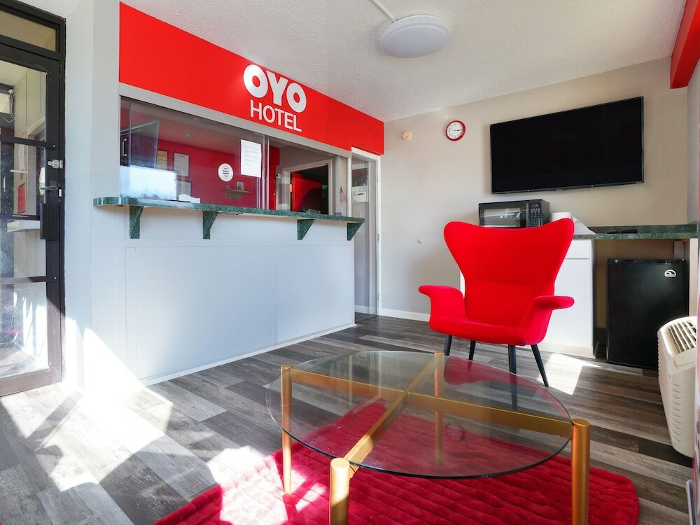 Фото Oyo Hotel Decatur I-285 The Perimeter