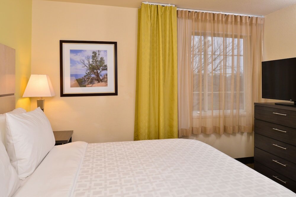 Фото Candlewood Suites Austin-Round Rock, an Ihg Hotel
