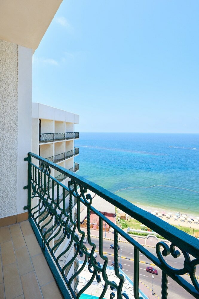 Фото Sheraton Montazah Hotel