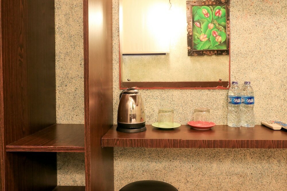 Фото S8 Suardana Hotel