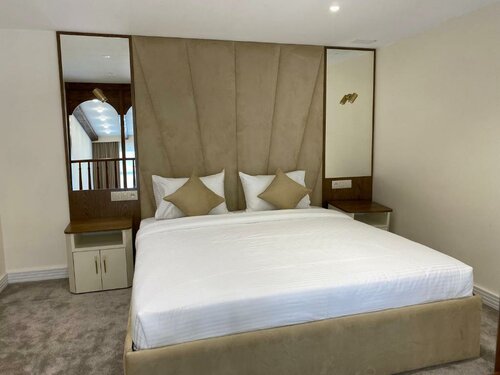 Гостиница Ketrin Hotel & Restaurant в Масисе