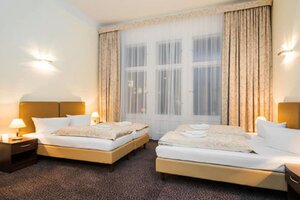 Гостиница Upper Room Hotel Kurfurstendamm