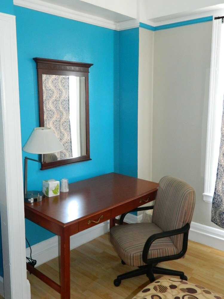 Фото Admiral Hotel