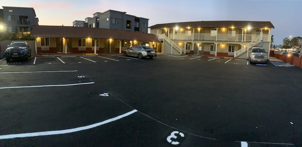 Фото Escondido Inn