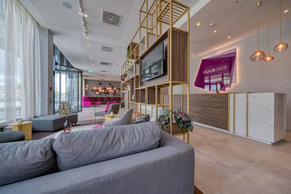 Фото Plaza Premium Muenchen