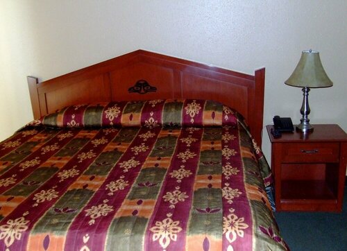 Гостиница Yukon Inn в Уайтхорс