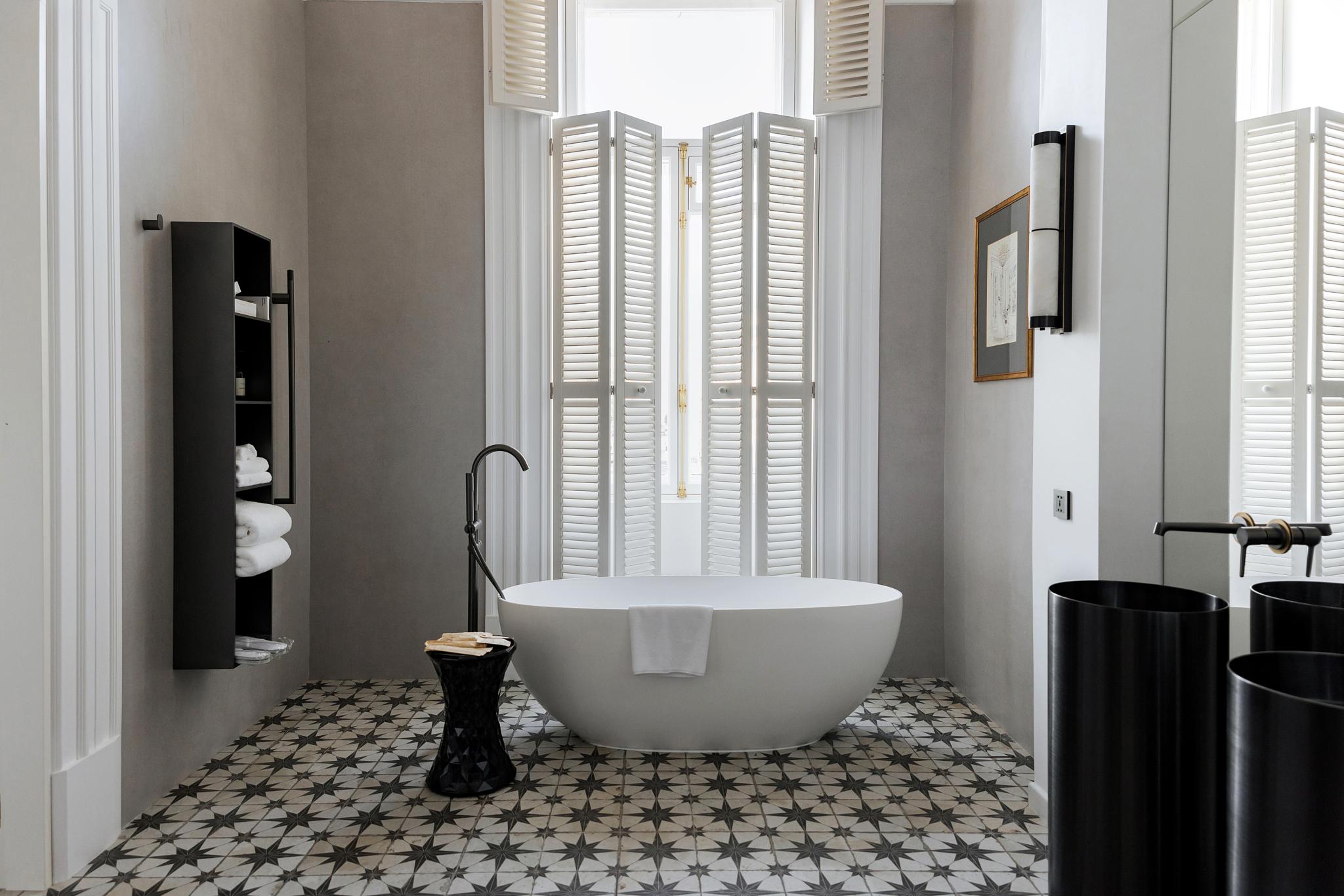 Фото Огюстин Шатильон