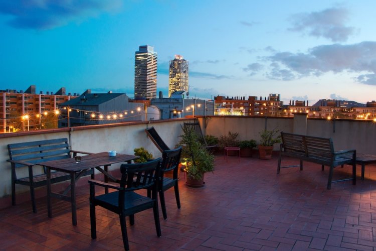 Фото отеля 1