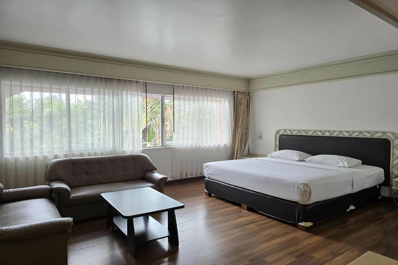 Фото Basaya Beach Hotel & Resort