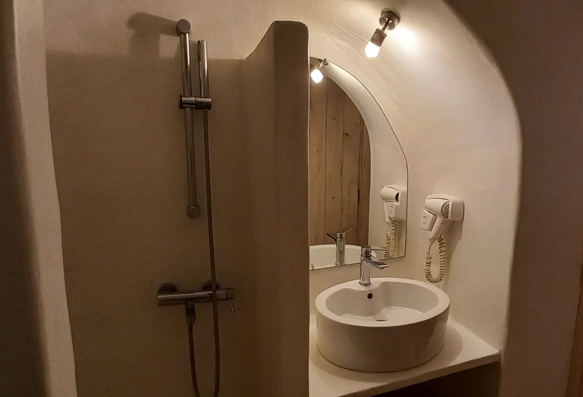 Фото Villa Kisiris