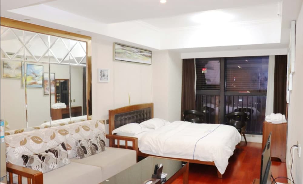 Фото Galaxy Time Apartment Hotel