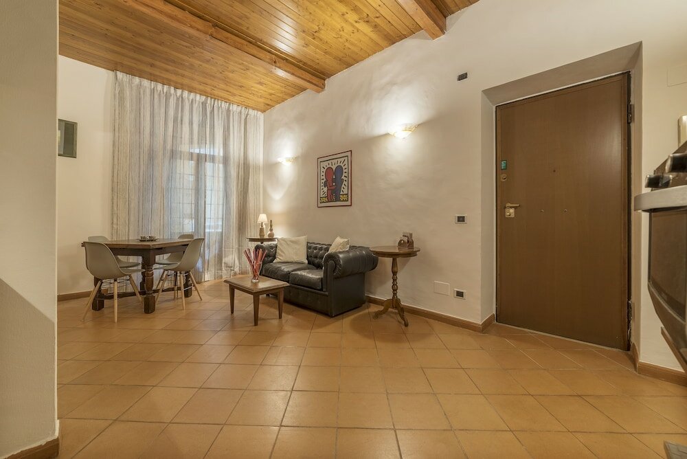 Фото Villa Borghese Roomy Flat