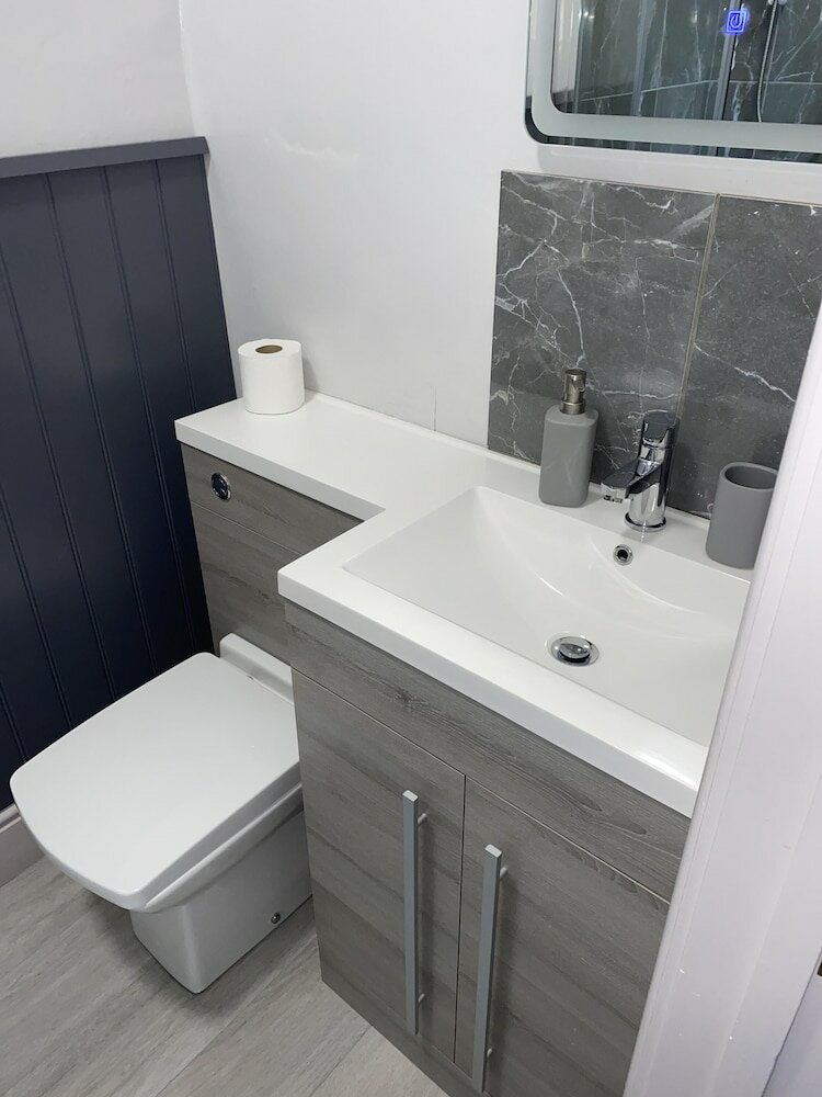 Фото The Hall Park Hotel