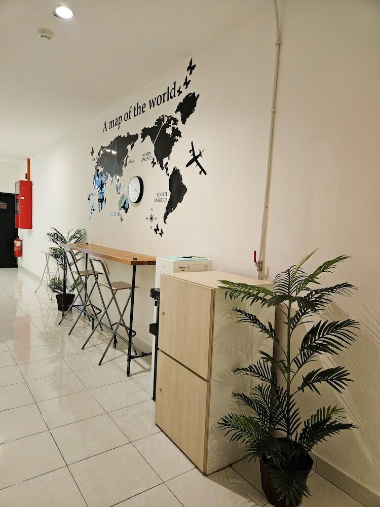 Фото Georgetown Inn by Sky Hive