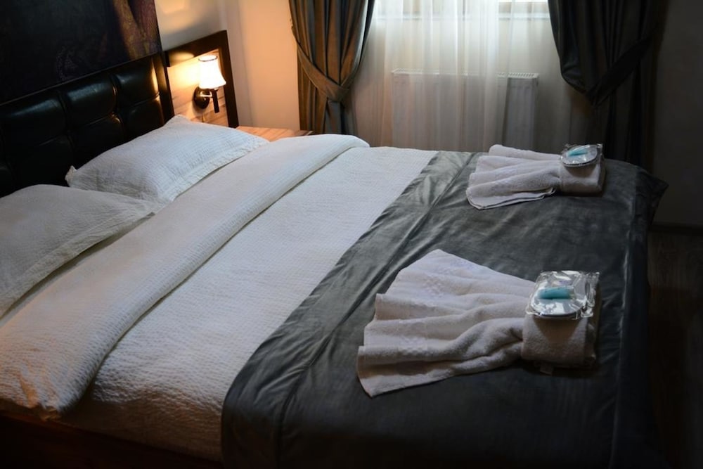 Фото The K Hotel