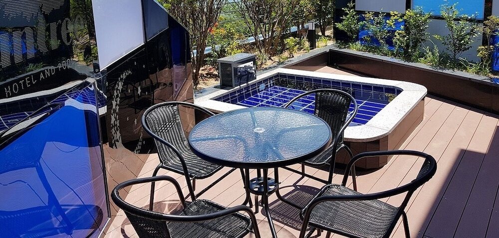 Фото Suntree Hotel