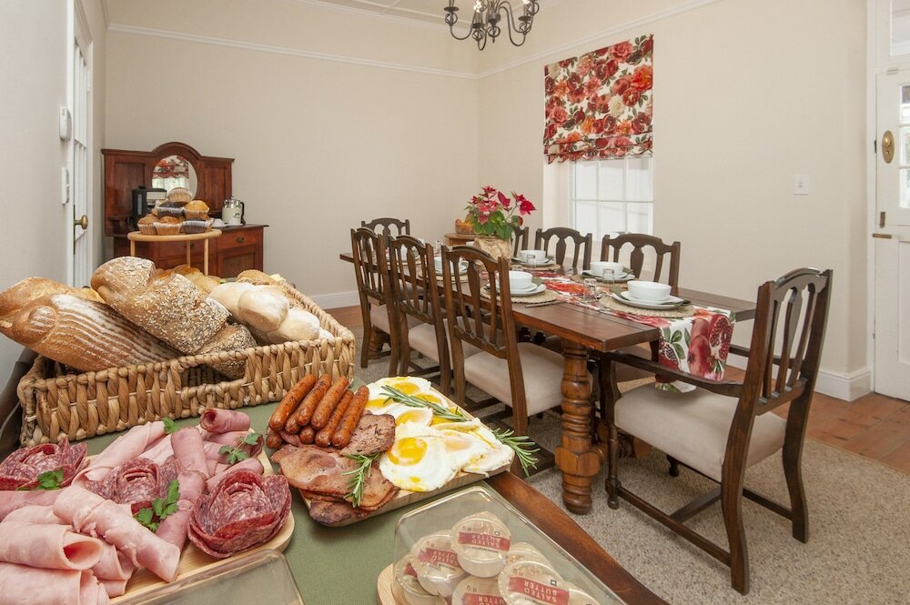 Фото Cliff Cottage