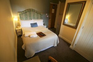 The Angel Hotel (England, Wiltshire County, Wootton Bassett), hotel