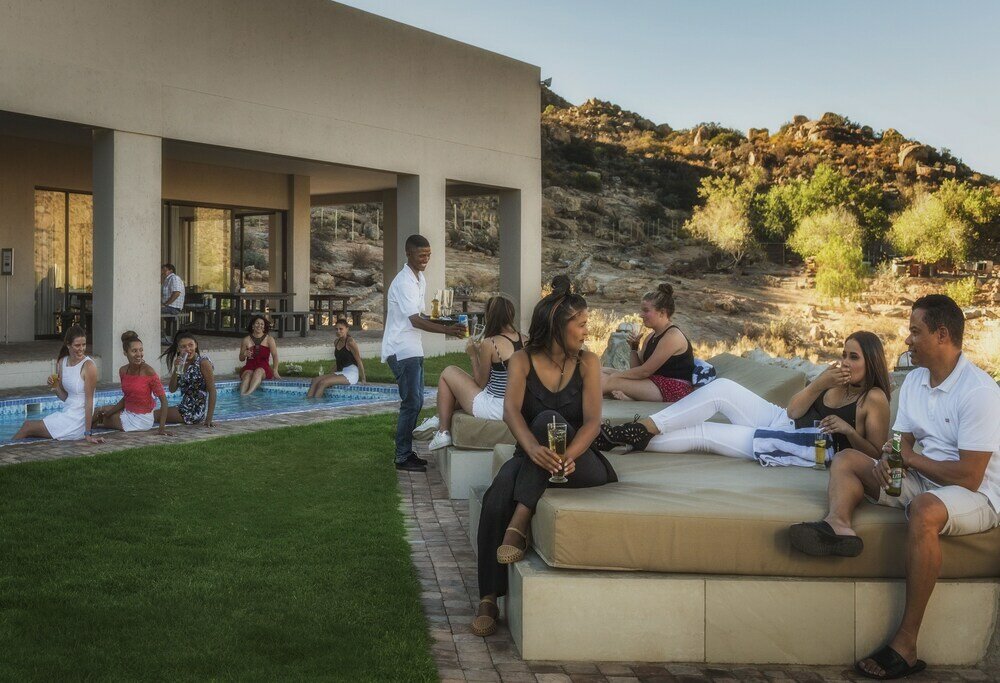 Фото Springbok Inn by Country Hotels