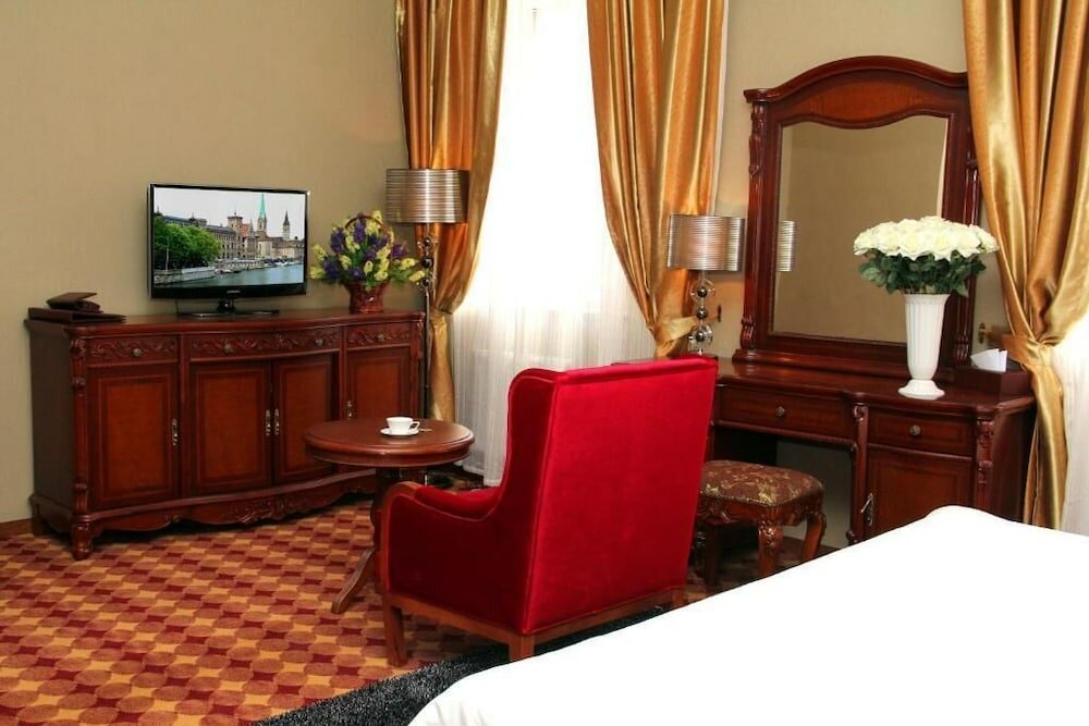 Фото Ub City Hotel