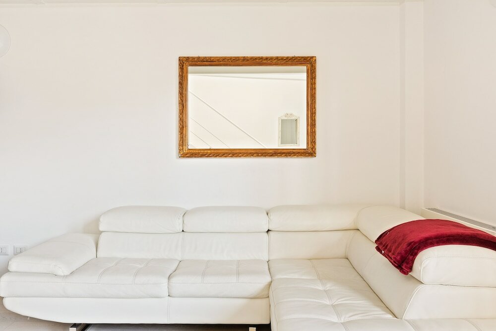 Фото Elegant Loft with balcony