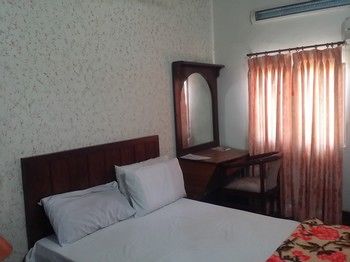 Фото Hilltop Hotel