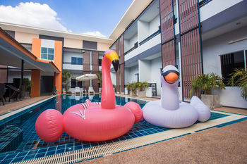 Фото The S. G Hotel