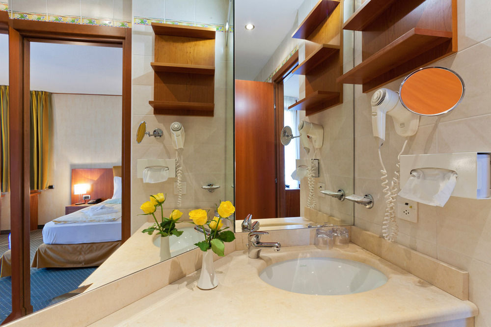 Фото Hotel Delfino Lugano