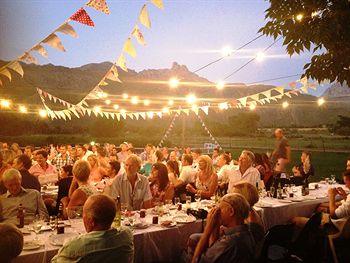 Фото Oaksrest Vineyards