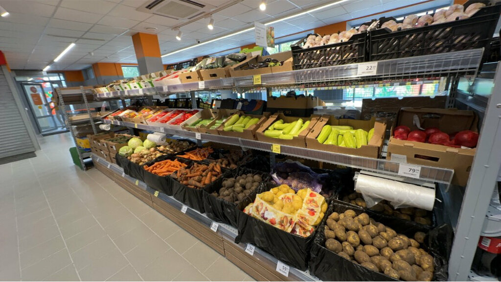 Supermarket Dixi, Beloozerskij, photo