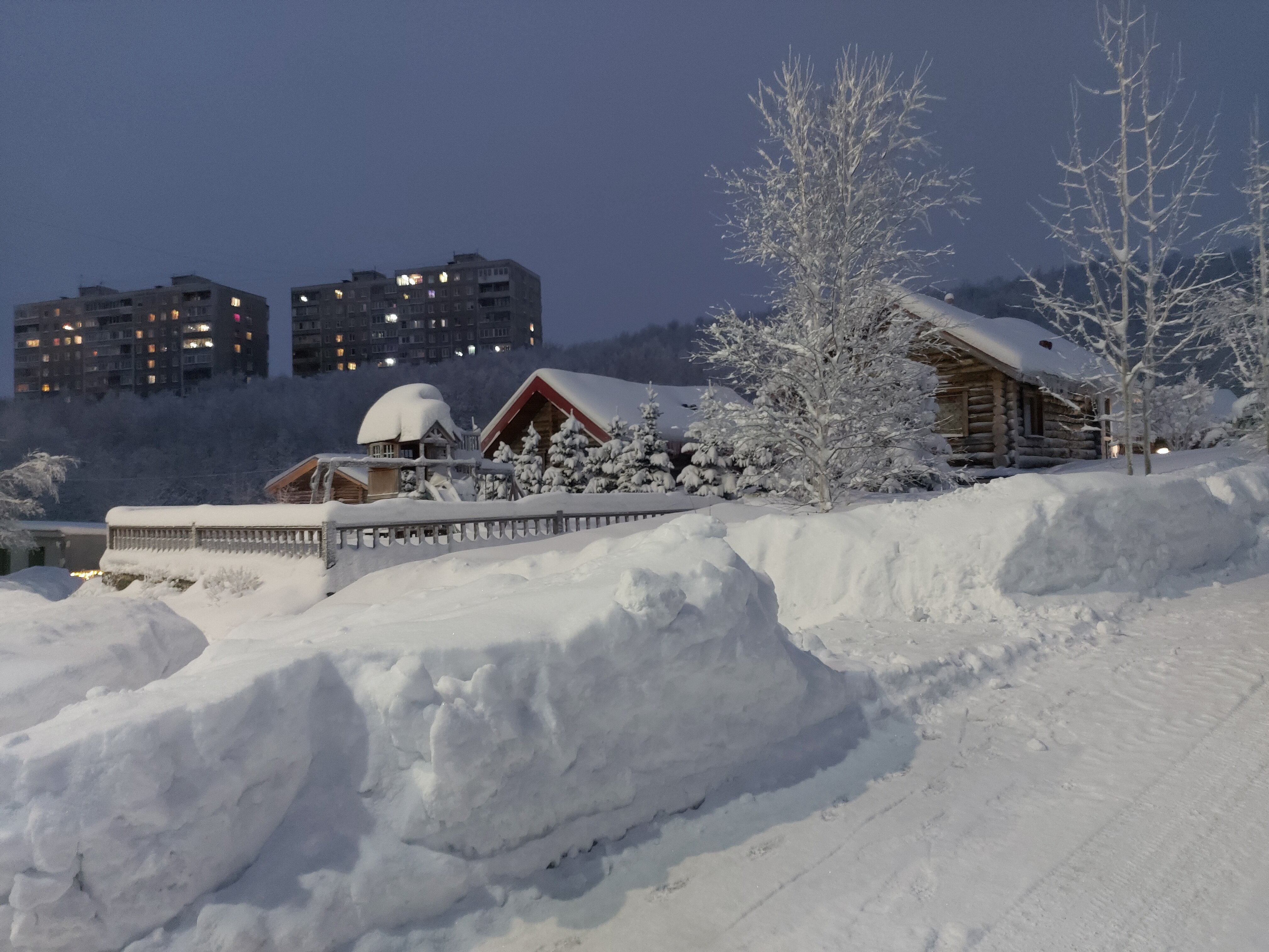 front.reviews.review_photo