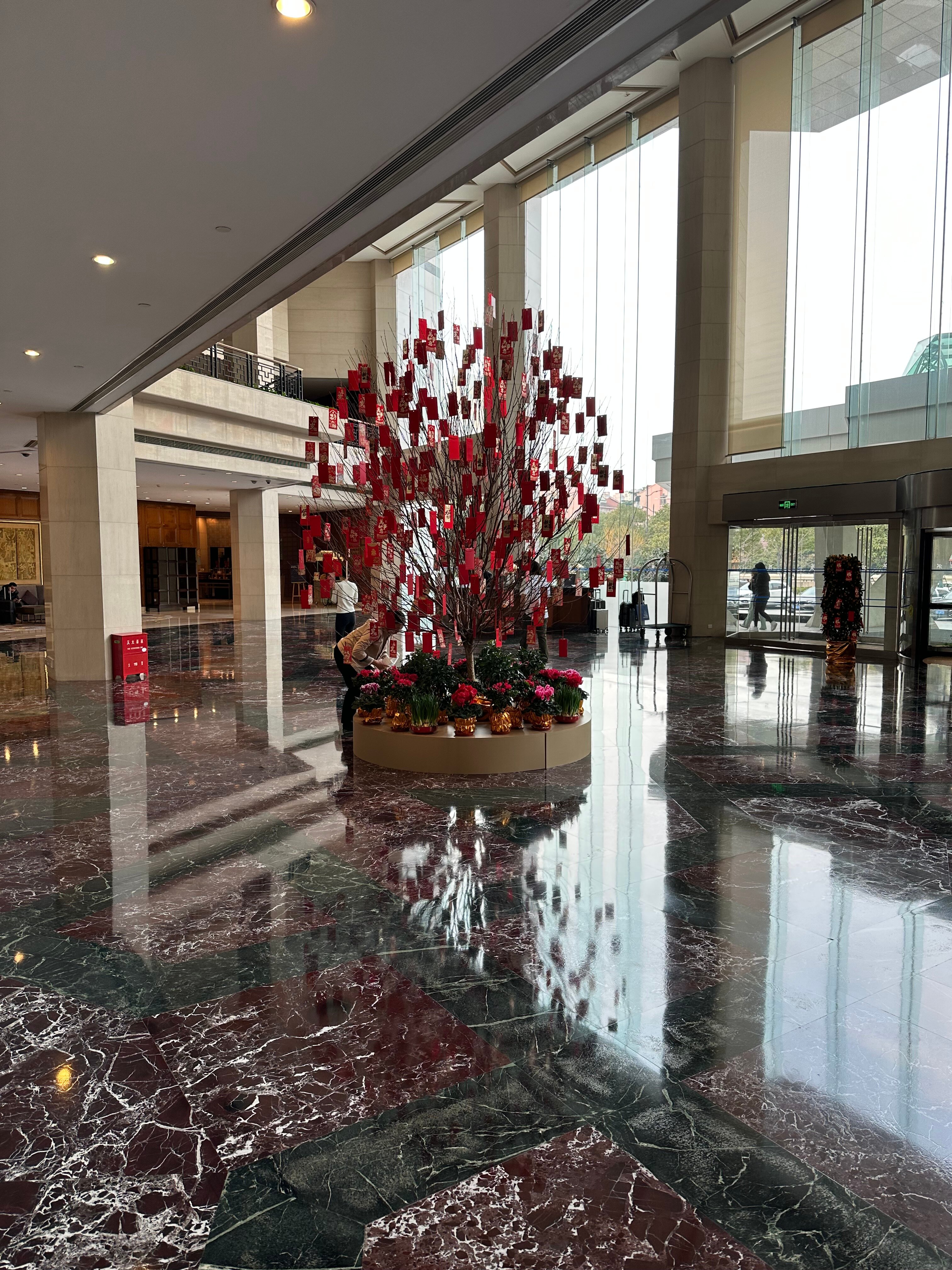 Фото DoubleTree by Hilton Hotel Shanghai - Pudong