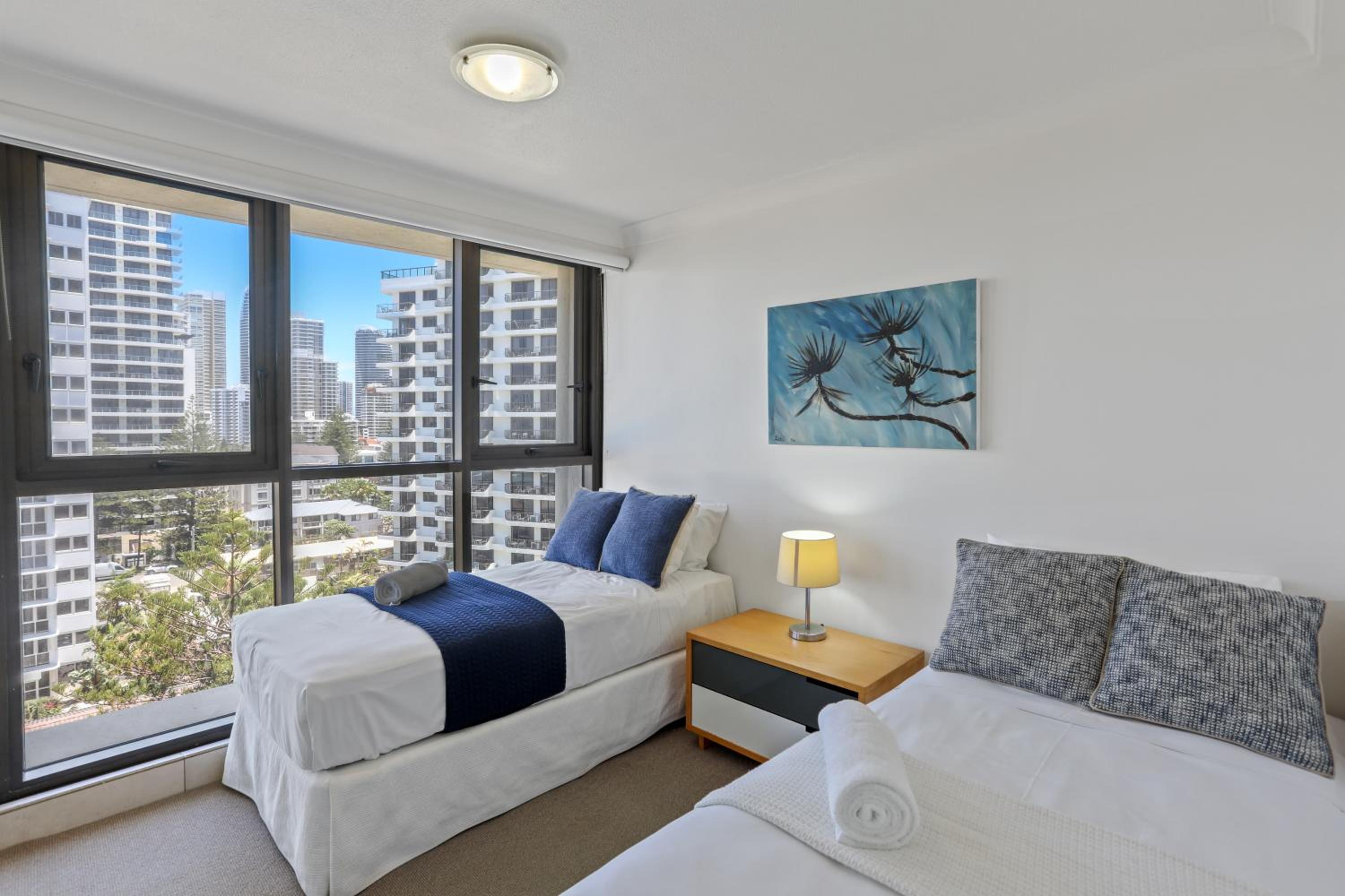 Фото Boulevard North Holiday Apartments