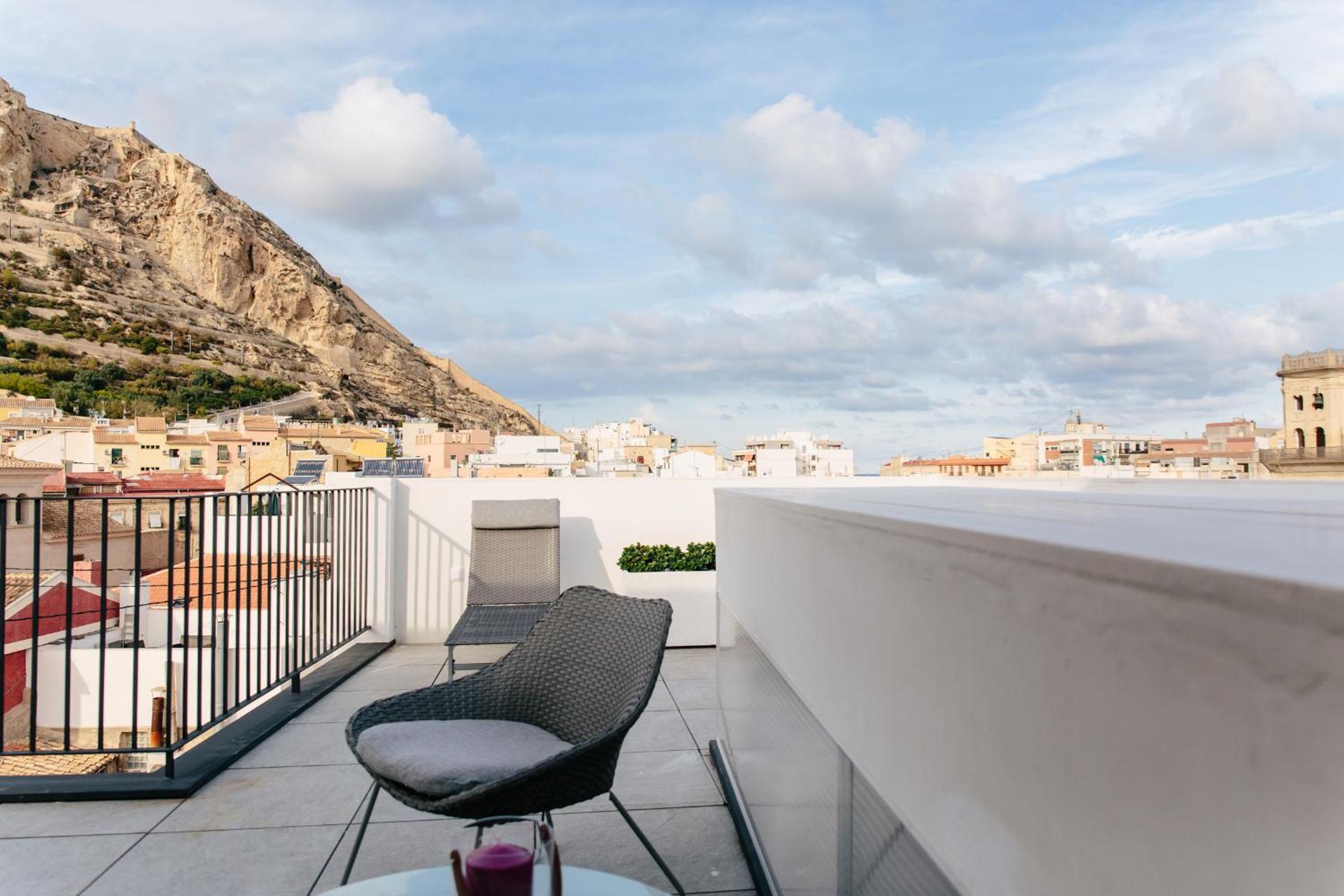 Фото Apartamentos Tito San Nicolás