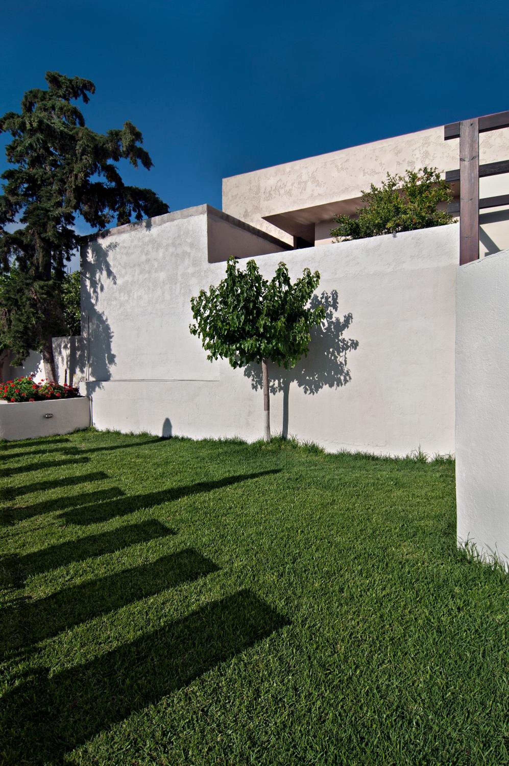 Фото Ourania Apartments