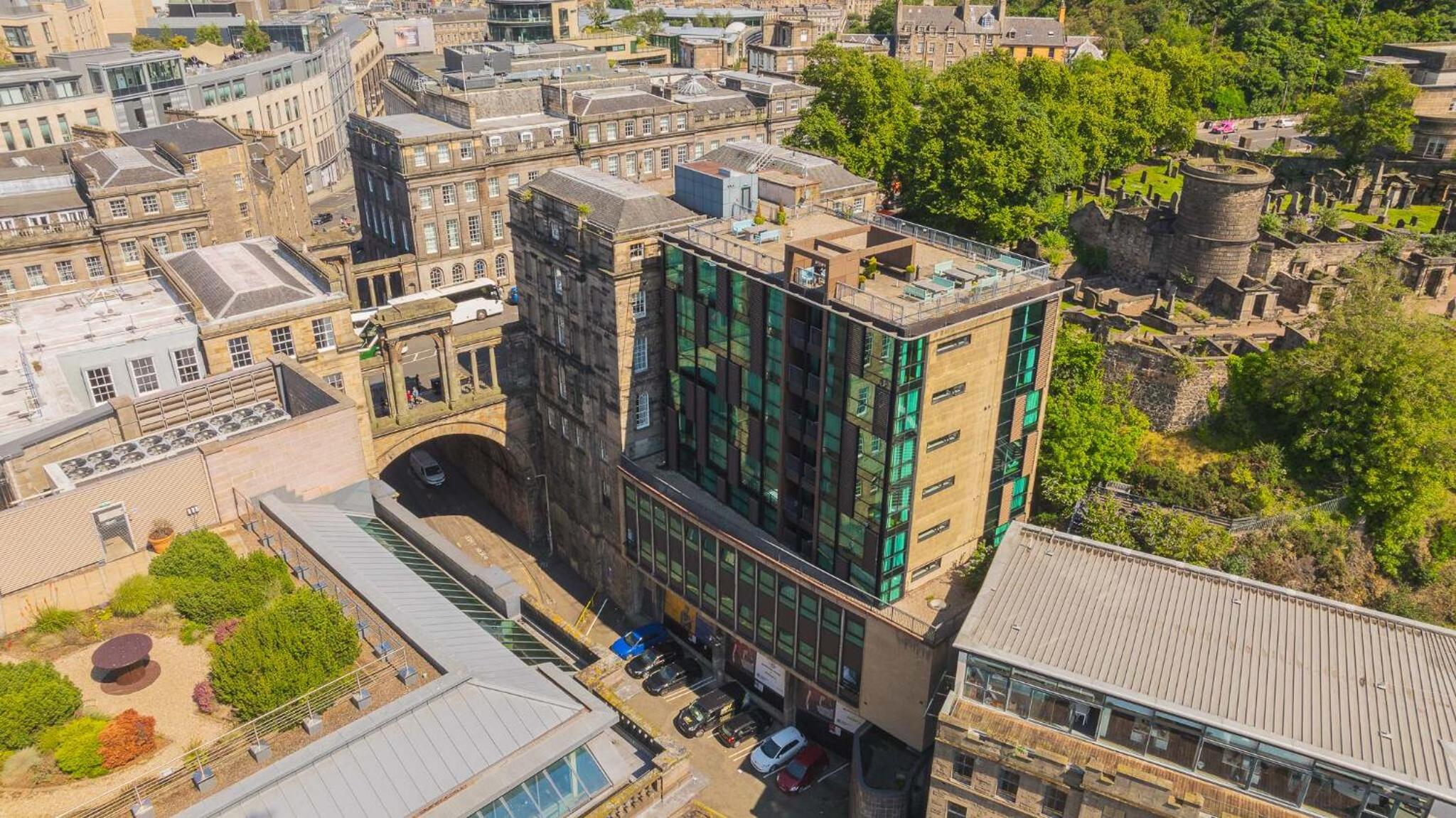 Фото отеля 3