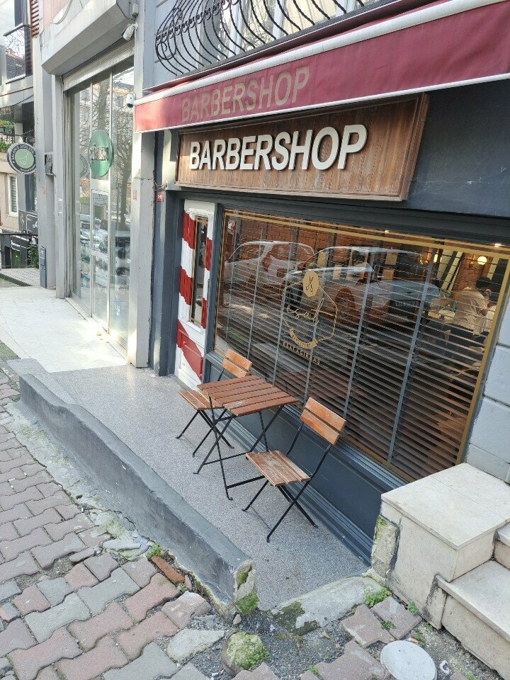 صالون حلاقة Esat Agirbas Barbershop ، اسطنبول، صورة