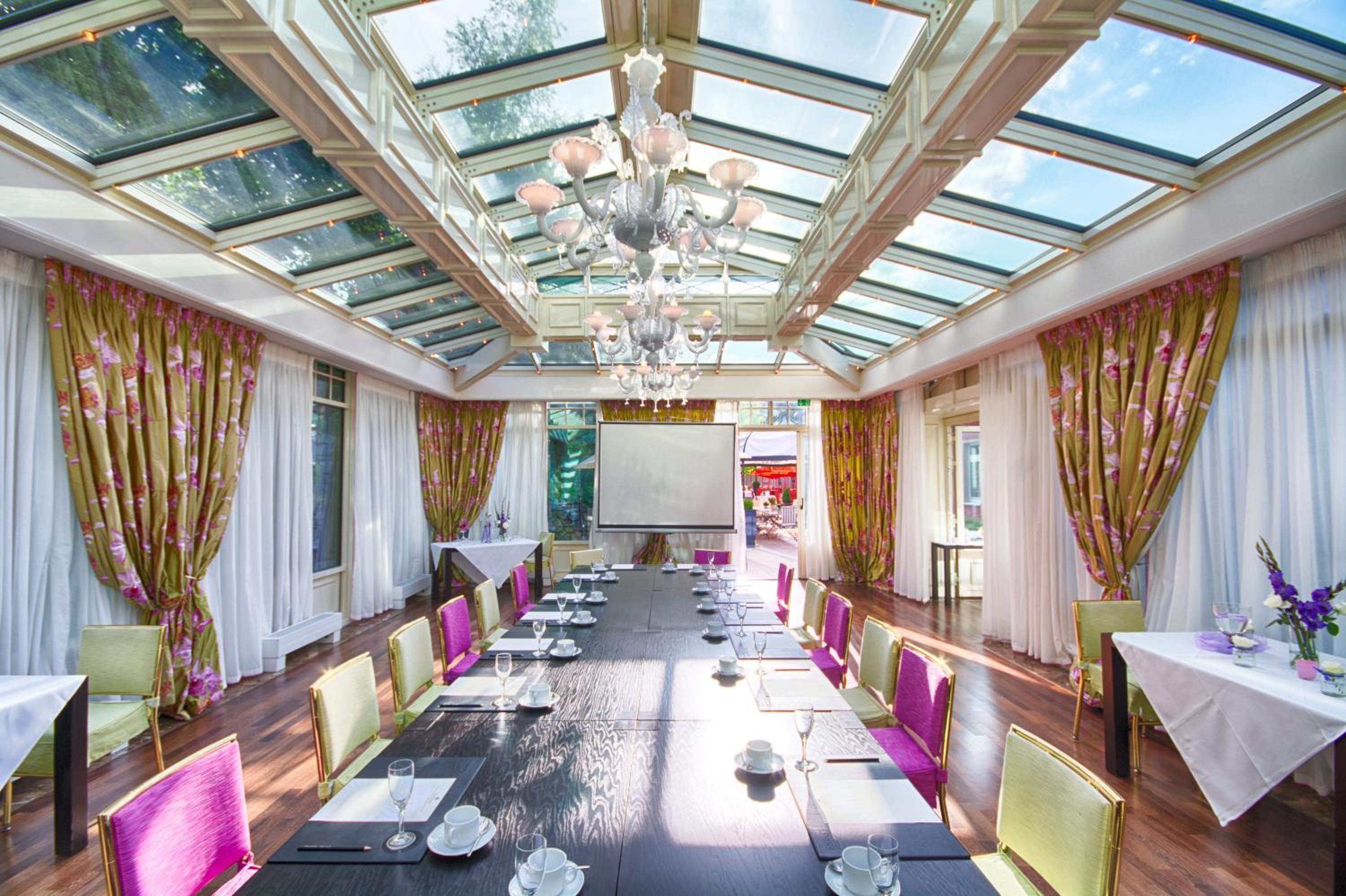 Фото Campus Garden Businesshotel