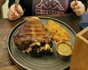 Mr. Medium (Chekhov, ulitsa Druzhby, 27), restaurant