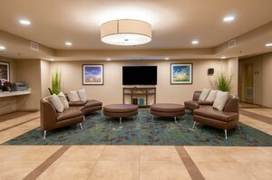 Гостиница Candlewood Suites Baton Rouge - College Drive, an Ihg Hotel