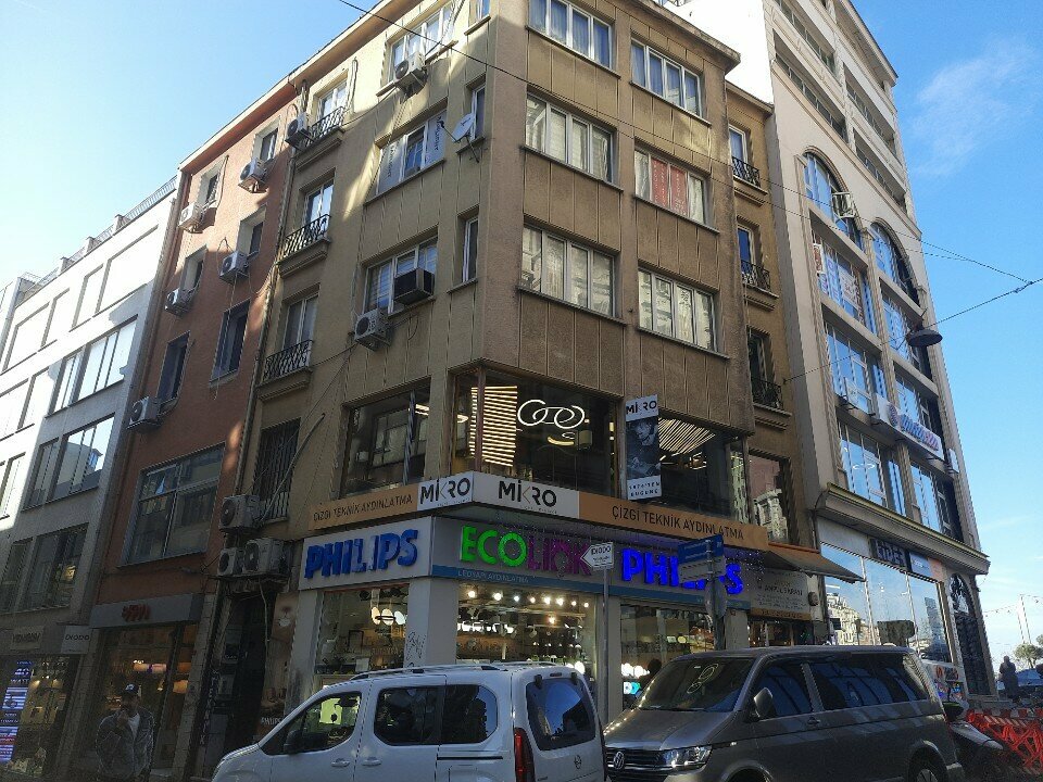 هندسة بسيطة Fivorno Lighting ، اسطنبول، صورة