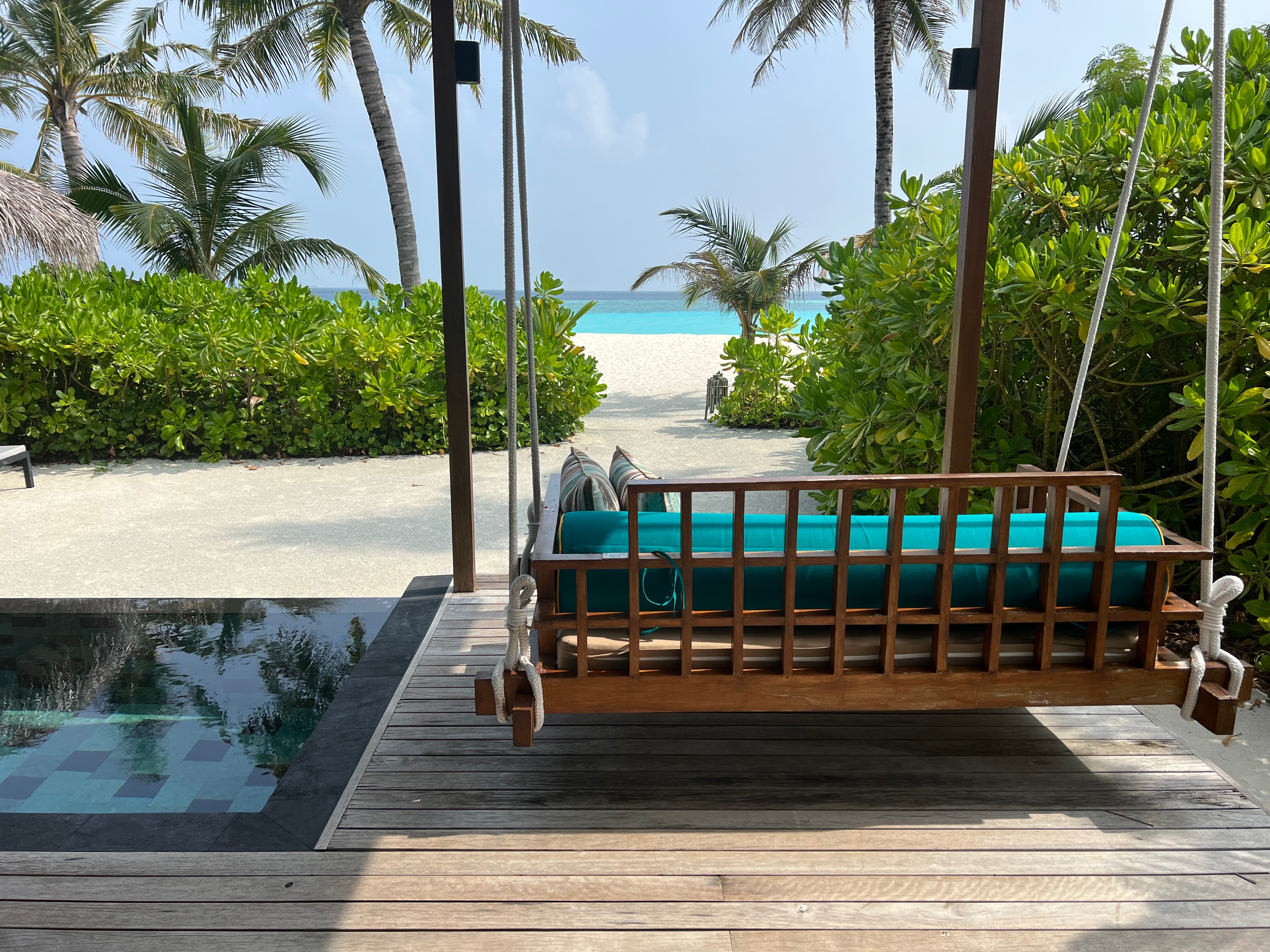 Фото Hilton Maldives Amingiri Resort & SPA