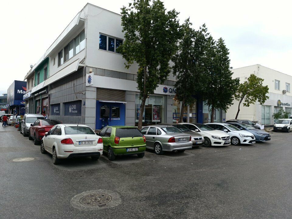 Bank Qnb Bank, Izmir, photo