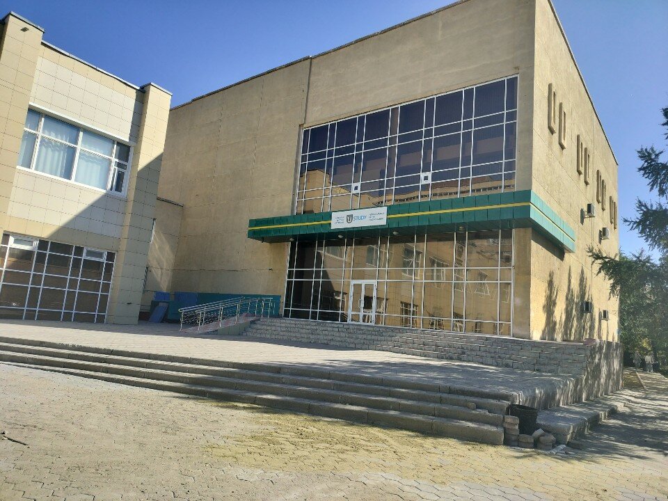 Туристті ұрды