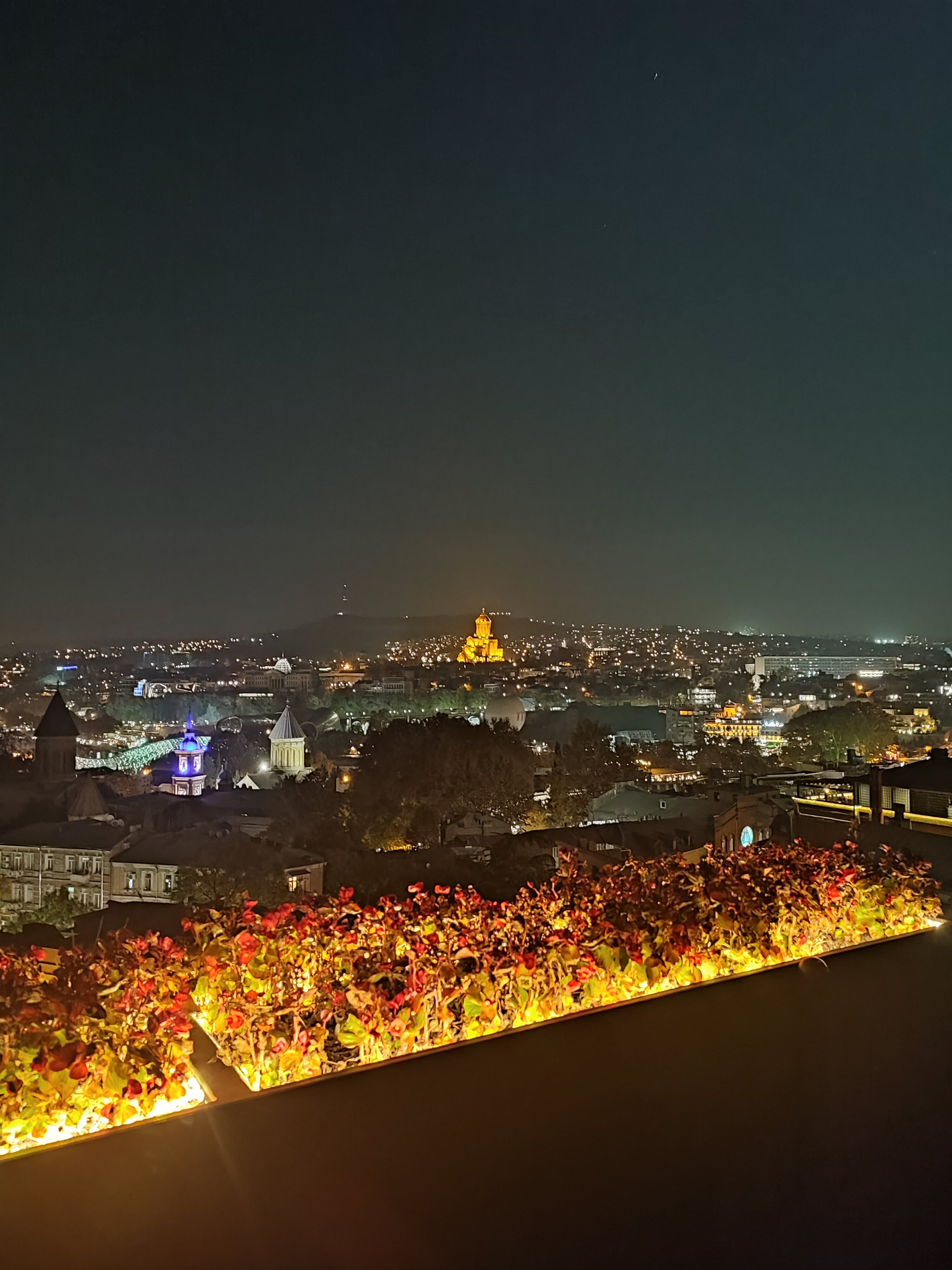 Фото Amante Narikala