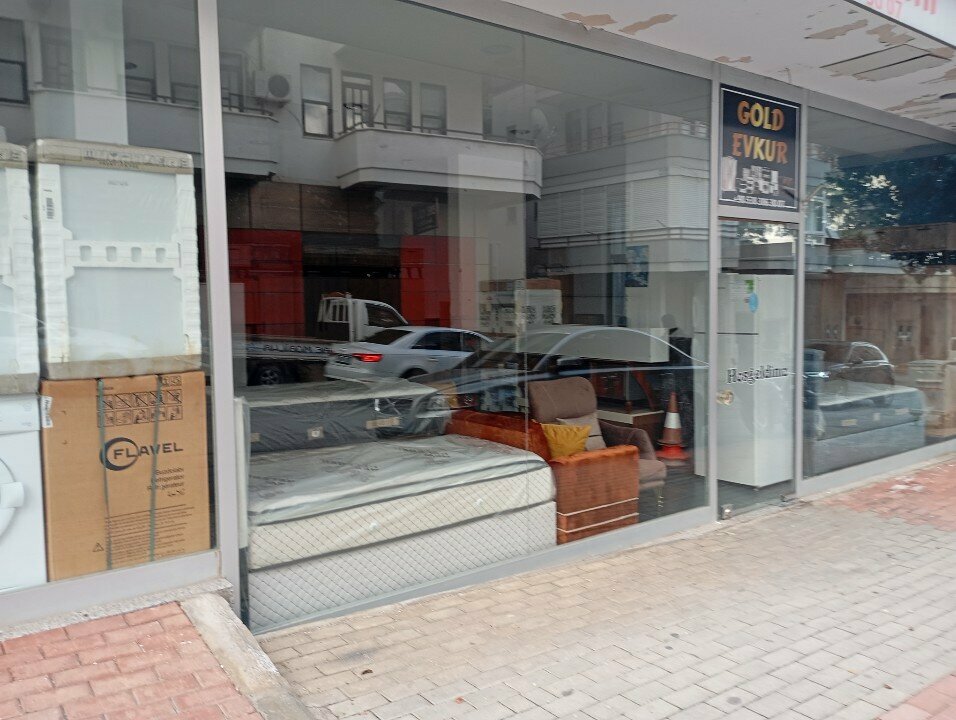 Thrift store Gold Evkur, Alanya, photo