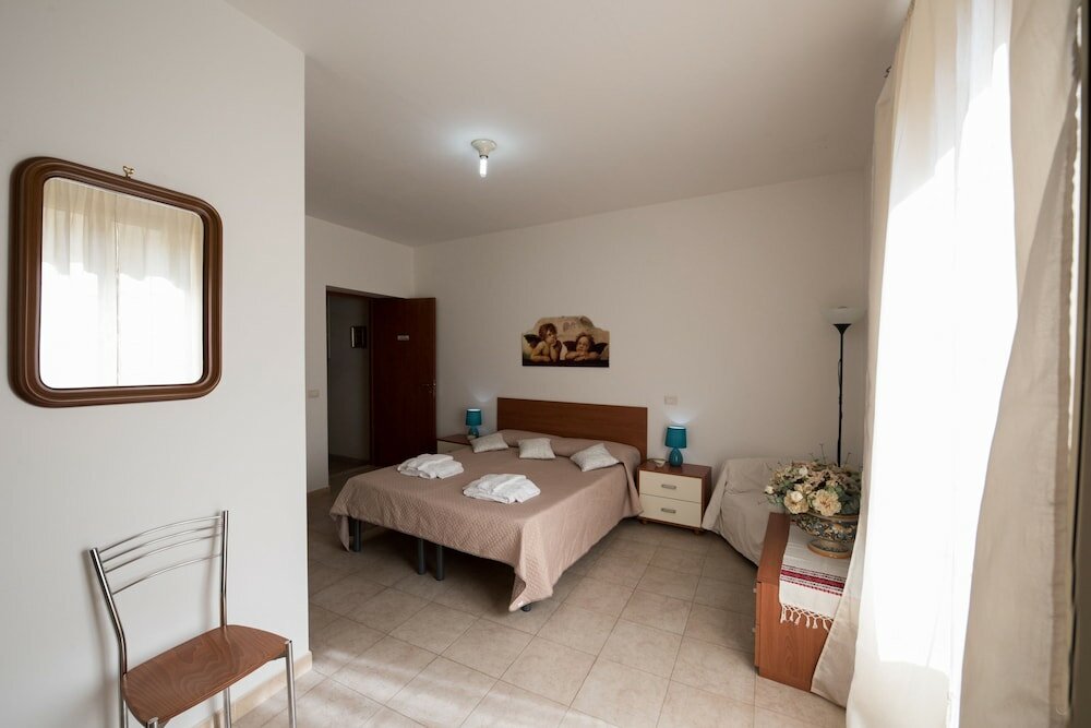 Фото La Rosa Antica