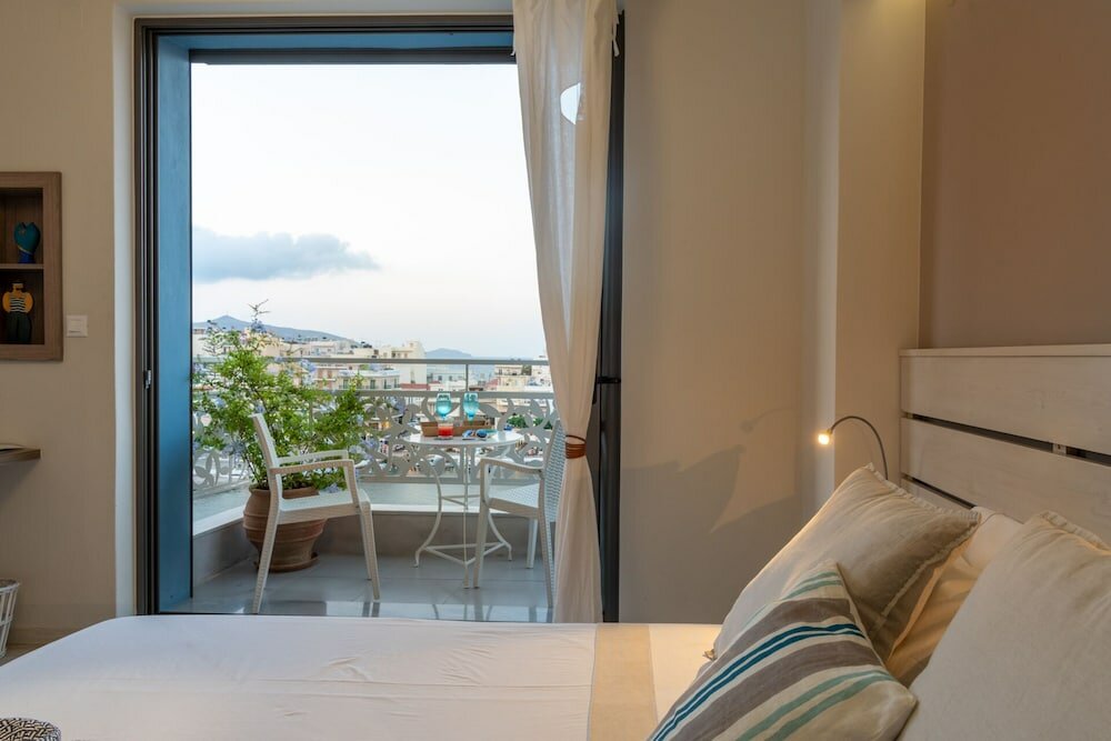 Фото Emerald Lake Studios