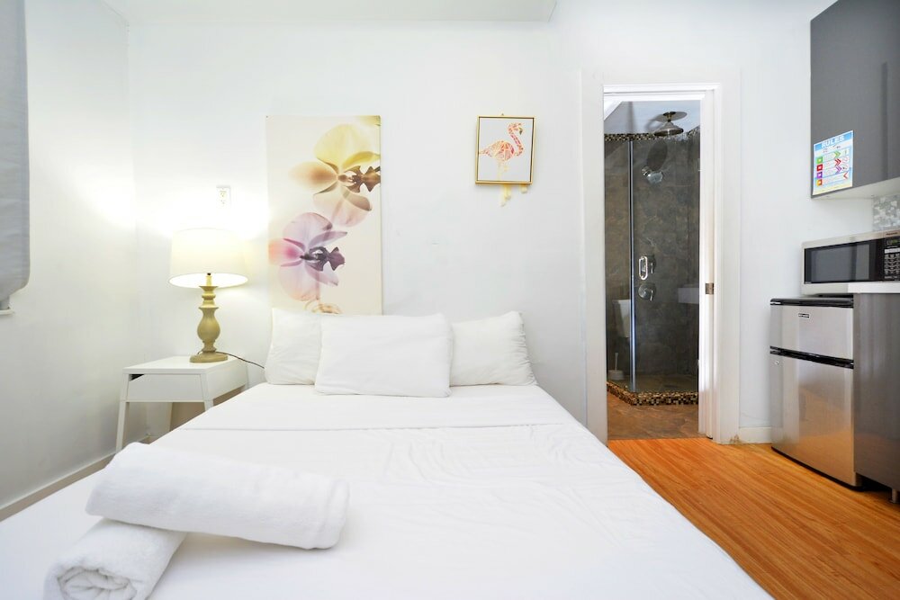 Фото 335 Ocean Walk Apartments