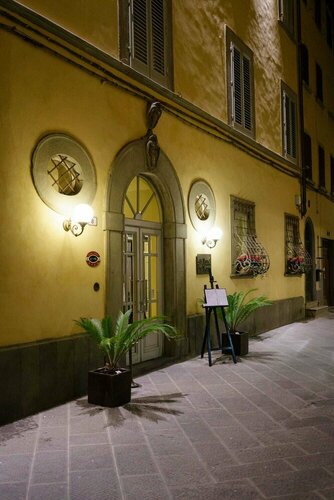 Внешний вид отеля Patria в Пистойе, фото 1